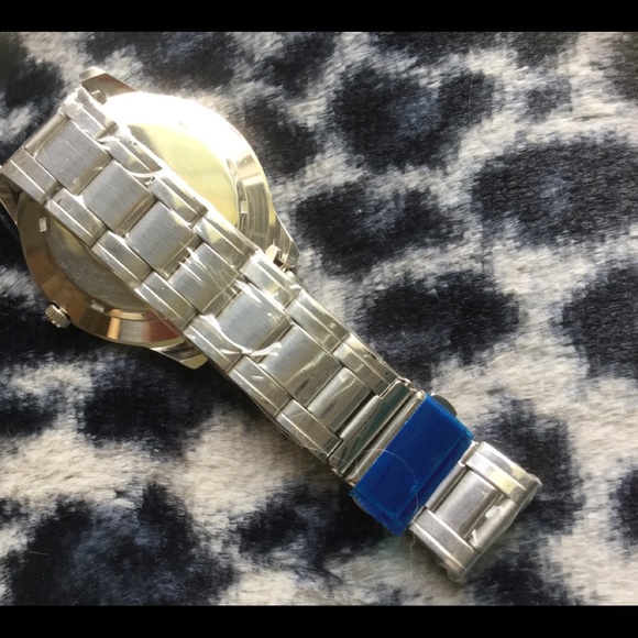 NEW STAINLESS STEEL CHROME SNOW LEOPARD WATCH - Picture 5 of 5